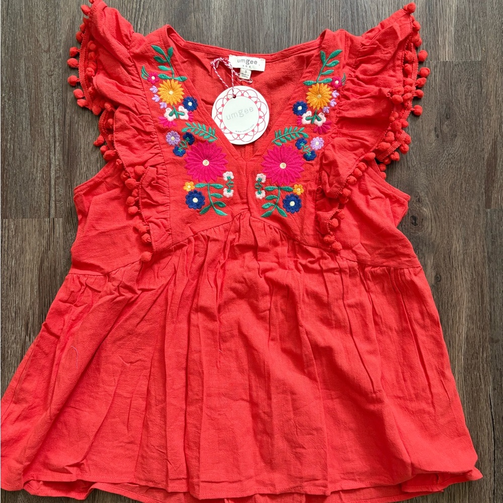 Umgee Red Top with Colorful Floral Embroidery Size Small